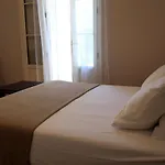 Le Clos Du Theron, D'hote Nocleg ze śniadaniem 4*