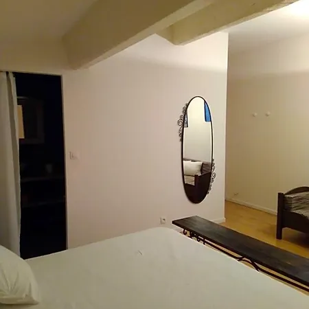 Le Clos Du Theron, D'hote Panzió 4*